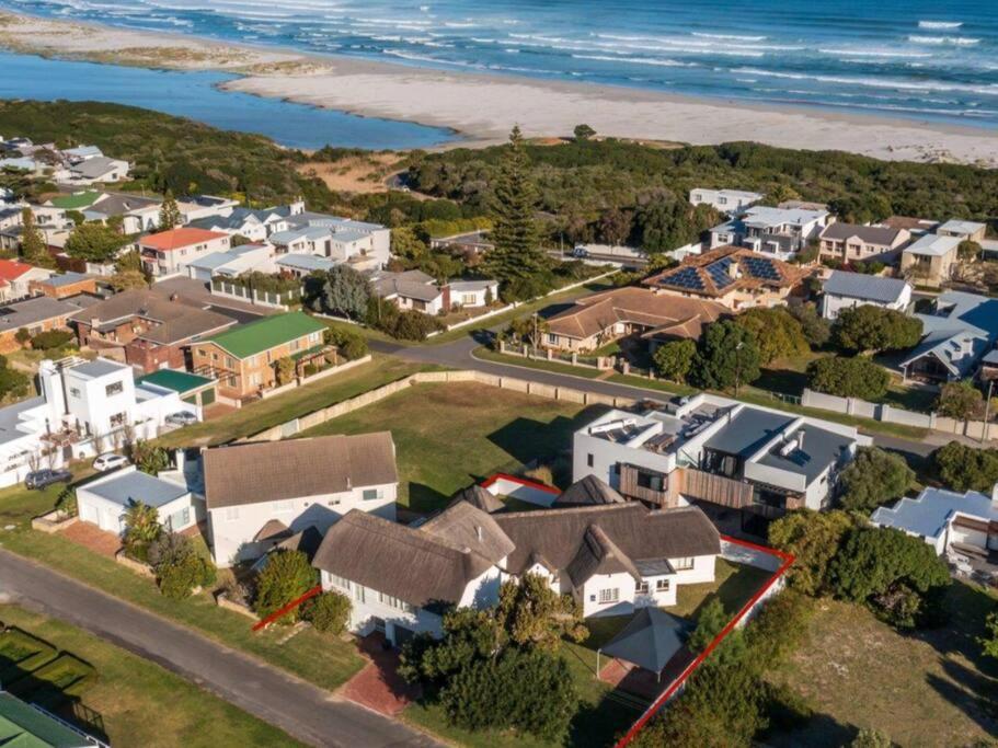 Вілла Lala Panzi House - Grotto Beach, Voelklip Германус Екстер'єр фото